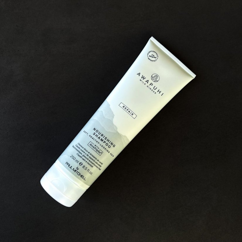 AWG nourishing hydratační a regenerující šampon - Objem: 250 ml
